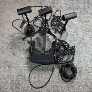 Oculus Rift CV1 VR Headset Unisex OS Black 3-Sensor Bundle PC Gaming